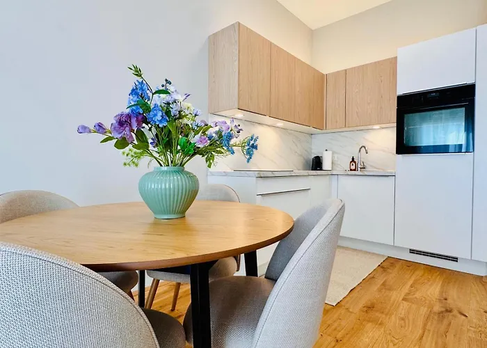 Garden Waltz Terrace And Ac Apartment Vienna